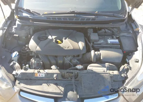 2014 Hyundai Elantra Se z USA, uszkodzony, nr VIN 5NPDH4AE9EH526584